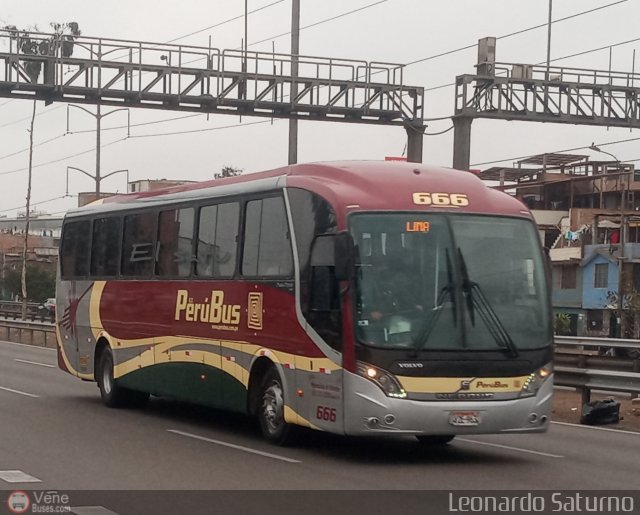 Empresa de Transporte Per Bus S.A. 666 por Leonardo Saturno