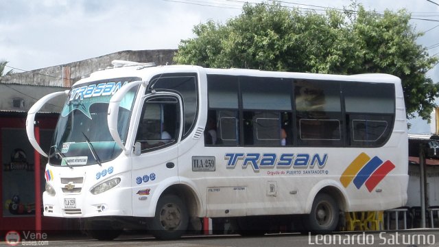 Transporte Trasan 906 por Leonardo Saturno