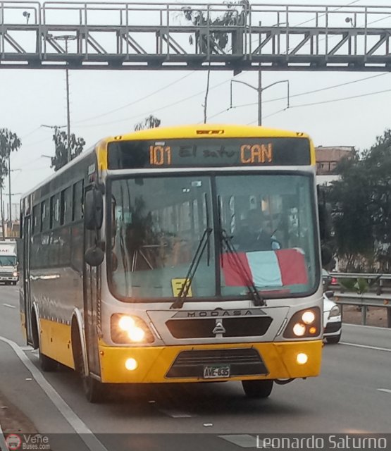 Per Bus Internacional - Corredor Amarillo 835 por Leonardo Saturno