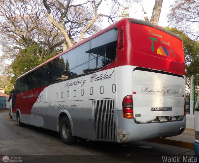 Cruceros Oriente Sur 112 por Waldir Mata