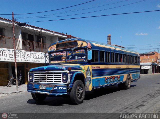 Transporte Arvelo 10 por Andrs Ascanio