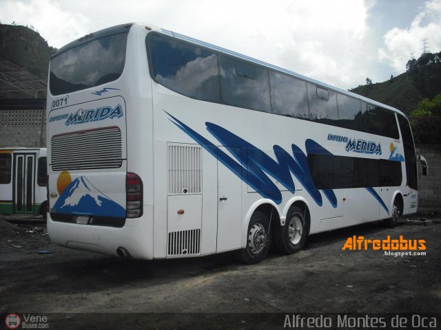 Expresos M�rida 0071 por Alfredo Montes de Oca