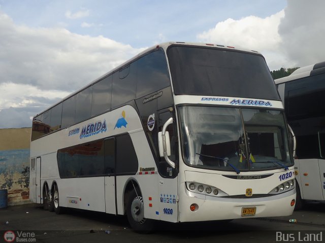 Expresos M�rida 1020 por Waldir Mata