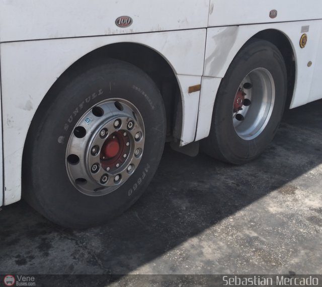 Expresos San Crist�bal 181 por Sebasti�n Mercado