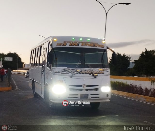 U.C. 23 de Enero 438 por José Briceño