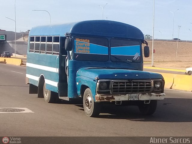 ZU - Colectivos La Limpia - La Estrella 050 por Abner Sarcos