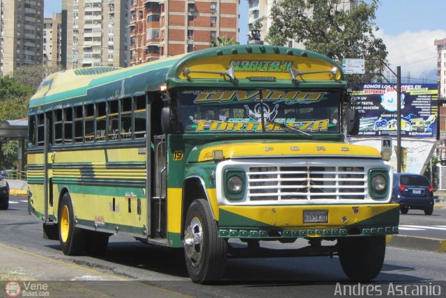 Transporte Palo Negro La Morita 2 019 por Andr�s Ascanio