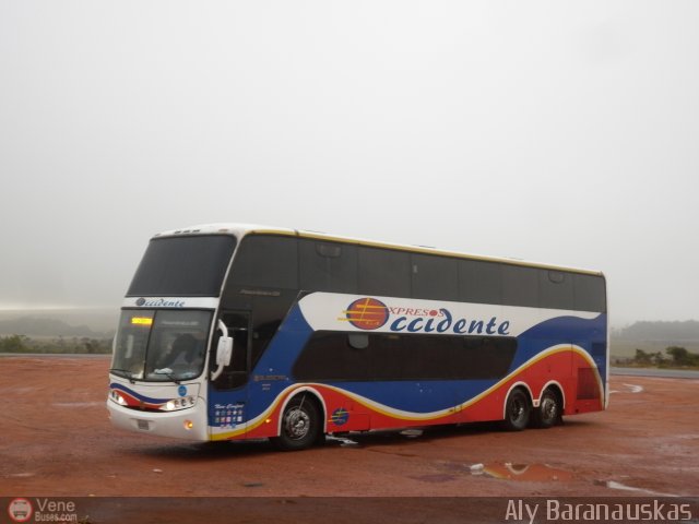 Expresos Occidente 076 por Aly Baranauskas