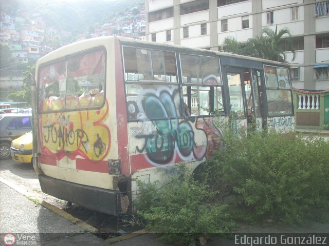 En Chiveras Abandonados Recuperacin  por Edgardo Gonzlez