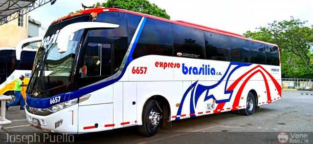 Expreso Brasilia 6657 por Joseph Puello