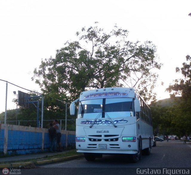 U.C. 23 de Enero 174 por Gustavo Figueroa