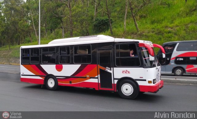 Uni�n Central 14 por Alvin Rond�n