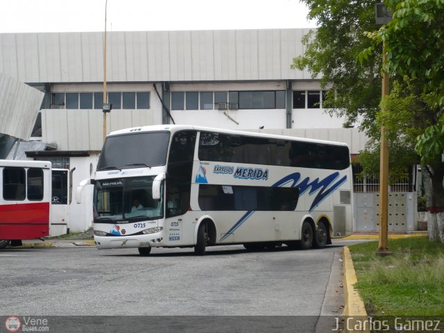 Expresos M�rida 0725 por J. Carlos G�mez