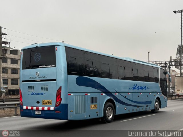 Adama Tours 964 por Leonardo Saturno