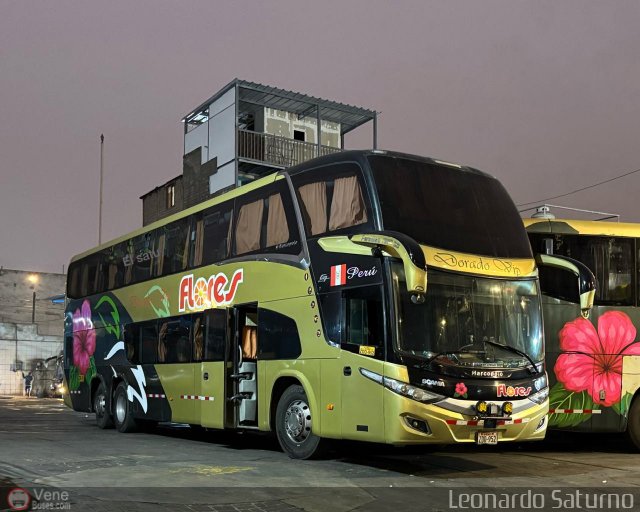 Transporte Flores Hermanos S.R.L 952 por Leonardo Saturno