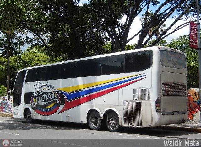 Ejecutivos Kova 015 por Waldir Mata