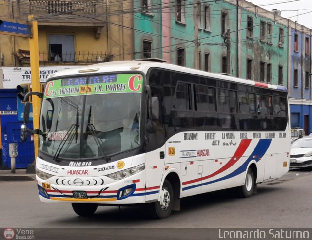 Transportes Huscar S.A. 2207 por Leonardo Saturno