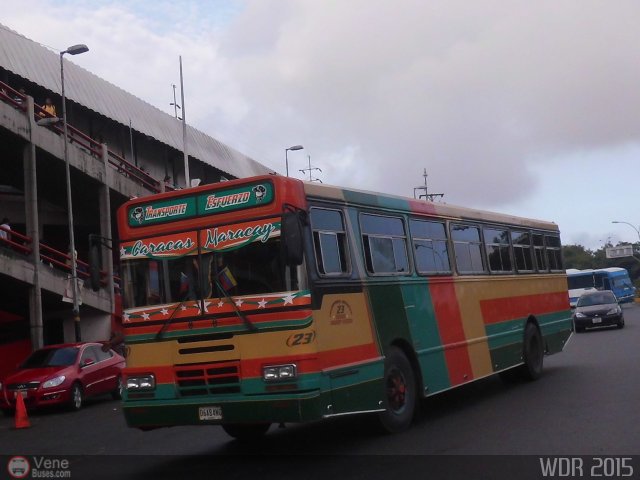 Transporte El Esfuerzo 23 por Waldir Mata