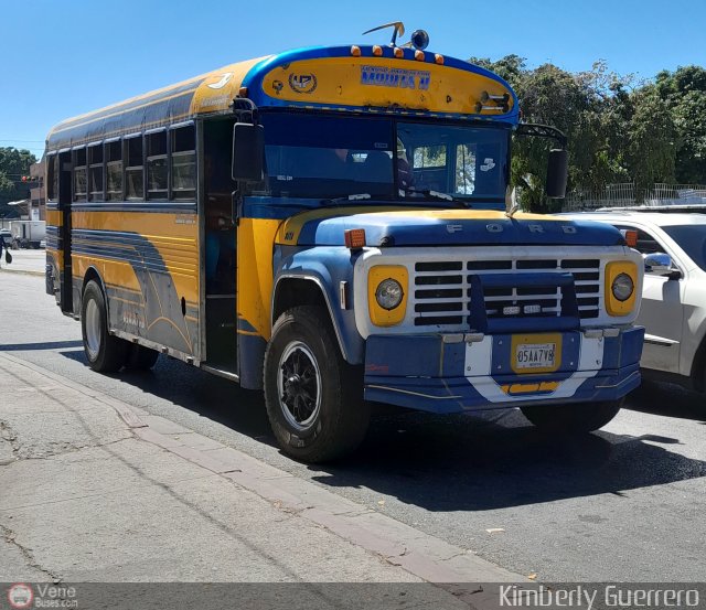 Transporte Palo Negro La Morita 2 047 por Kimberly Guerrero