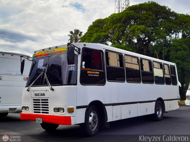 Uni�n Expresos Tovar 09 por Kleyzer Calder�n