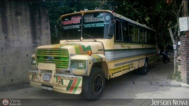 Colectivos Transporte Libertad C.A. 12 por Jerson Nova