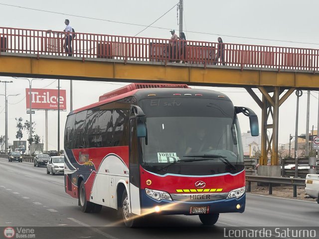 Empresa Peruana Pendiente 963 por Leonardo Saturno