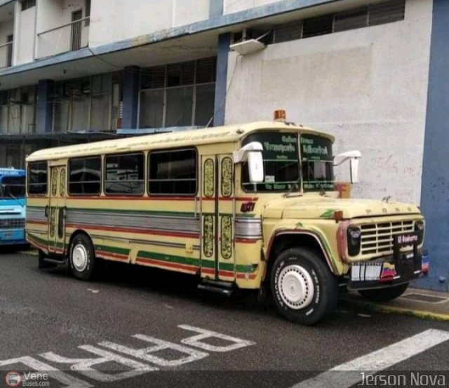 Colectivos Transporte Libertad C.A. 04 por Jerson Nova