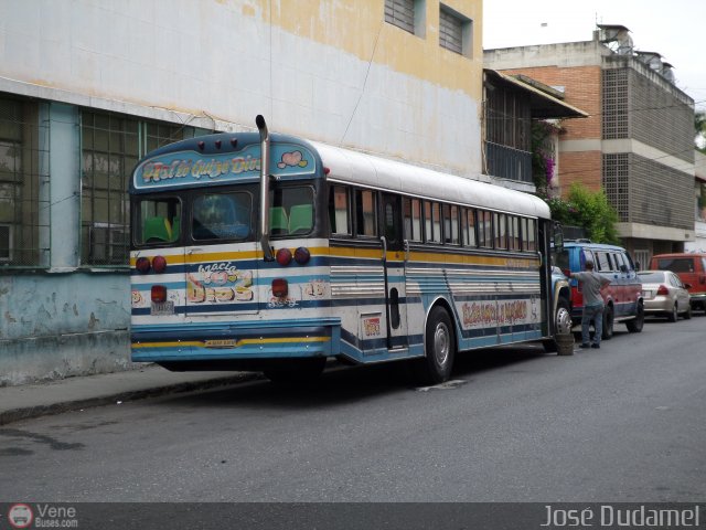 L�nea R�o Claro 16 por Jos� Dudamel