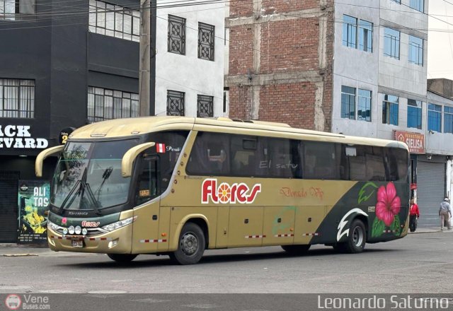 Transporte Flores Hermanos S.R.L 964 por Leonardo Saturno