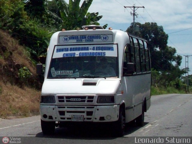 Lnea San Carlos 14 por Leonardo Saturno