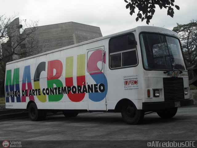 Uso Oficial MACbus por Alfredo Montes de Oca