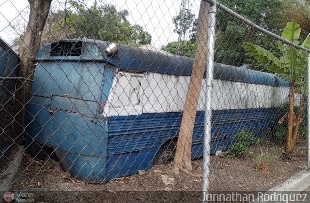 En Chiveras Abandonados Recuperaci�n Caracas por Jonnathan Rodr�guez