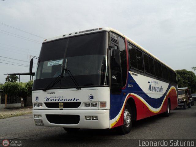 Expresos Horizonte 30 por Leonardo Saturno