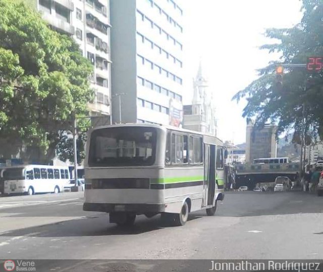 DC - S.C. Plaza Espa�a - El Valle - Coche 223 por Jonnathan Rodr�guez