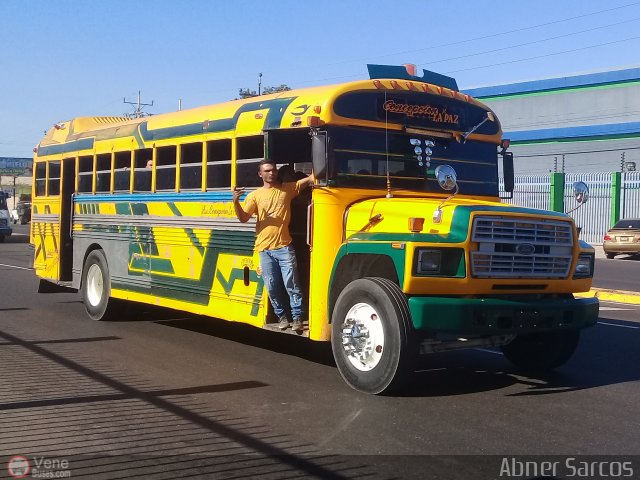 ZU - Transporte Maracaibo La Paz 27 por Abner Sarcos