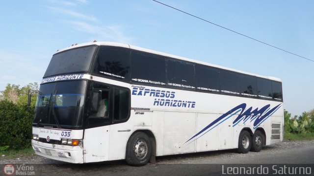 Expresos Horizonte 35 por Leonardo Saturno