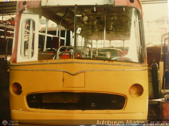 DC - Autobuses Aliados Caracas C.A. 32 por Alejandro Curvelo