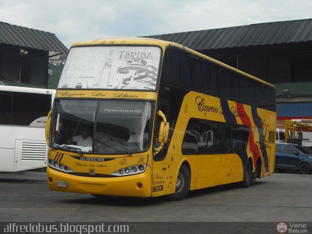 Expresos Los Llanos 560 por Alfredo Montes de Oca