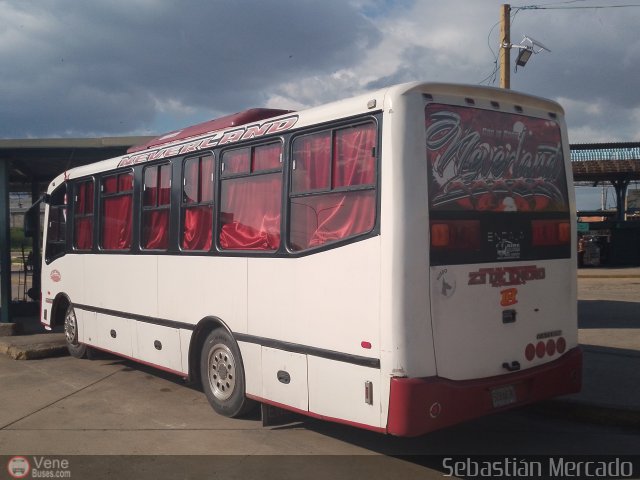 U.C. 23 de Enero 114 por Sebasti�n Mercado