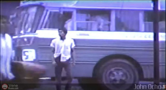 DC - Inversiones Colectivos El Para�so C.A 13 por Jhon Ochoa