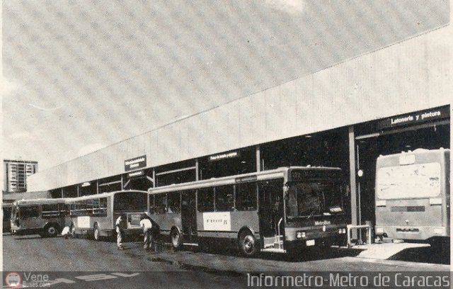 Metrobus Caracas  por Edgardo Gonzlez