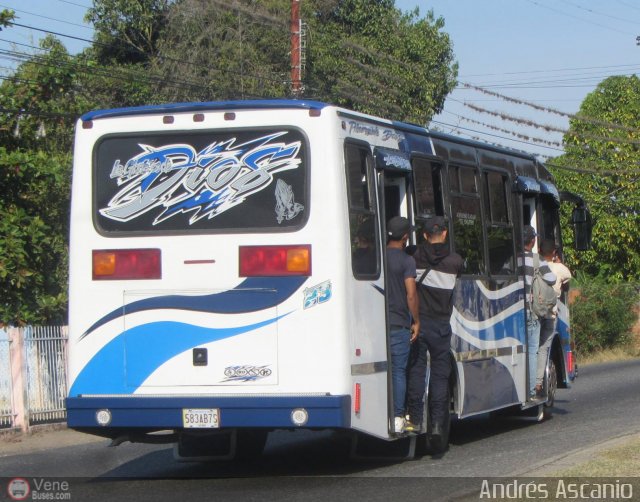 Cooperativa Carlos Arvelo 23 por Andr�s Ascanio