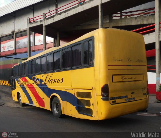 Expresos Los Llanos 468 por Waldir Mata