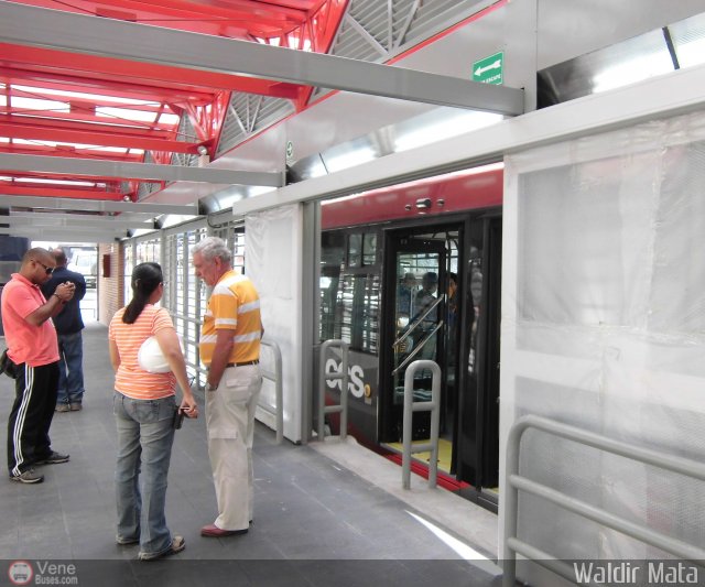 Garajes Paradas y Terminales Caracas por Waldir Mata