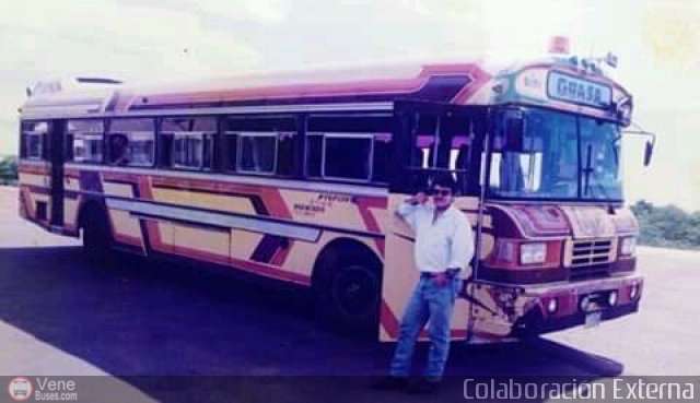 Expresos Guasa 03 por Pablo Acevedo