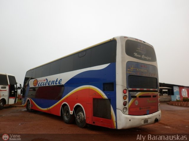 Expresos Occidente 076 por Aly Baranauskas