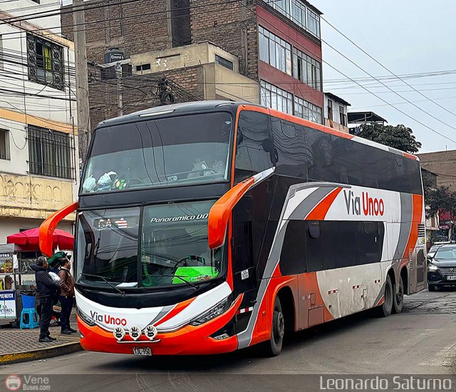 Corporacin Va Unoo S.A.C. 950 por Leonardo Saturno