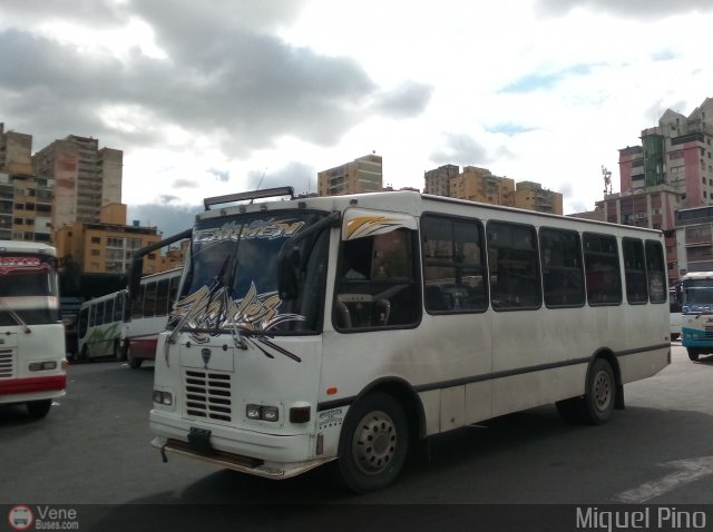A.C. de Transporte Nmero Uno R.L. 018 por Miguel Pino