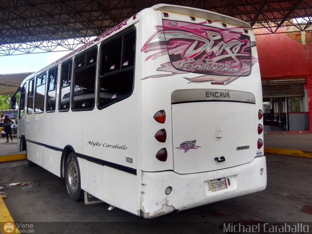 Particular o Desconocido Carupano por Michael Caraballo