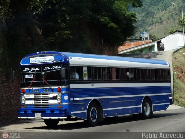 Expresos Continente C-24 por Pablo Acevedo